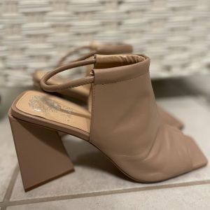 Vince Camuto Heels